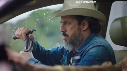 Кадры из сериала Хекимоглу (2019)